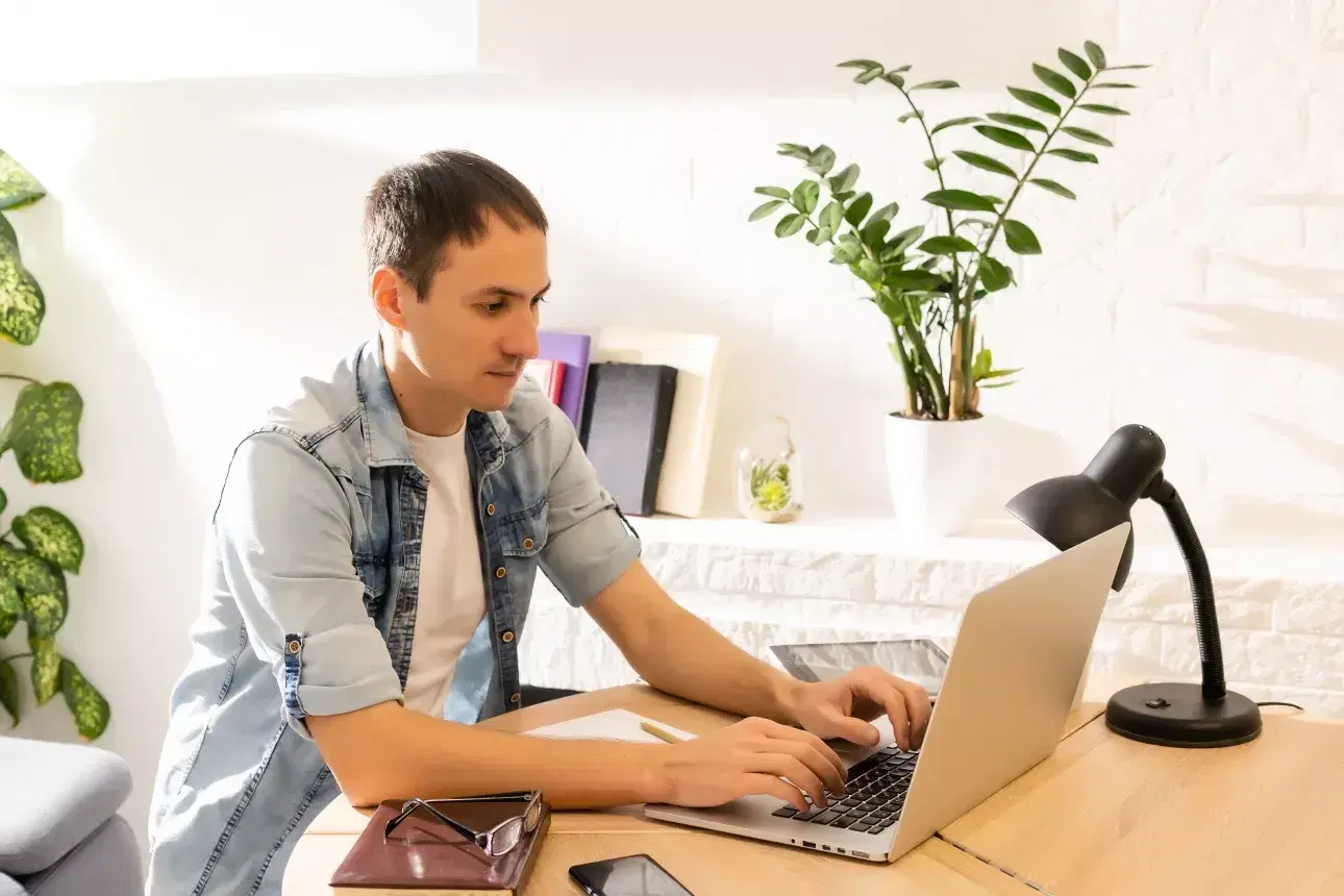 Pourquoi les meilleurs consultants externalisent leur administratif ?