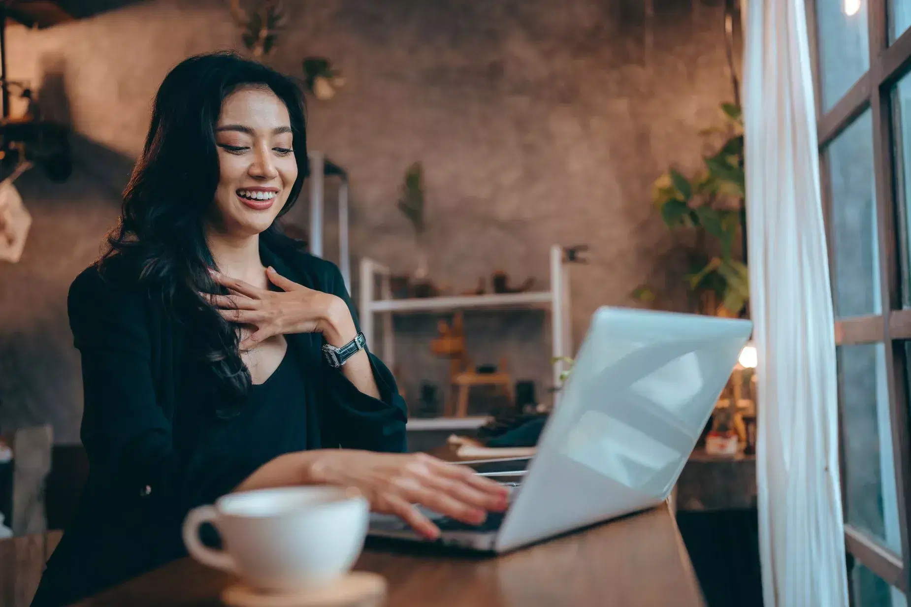 What Is a Digital Nomad? Everything Freelancers Need to Know