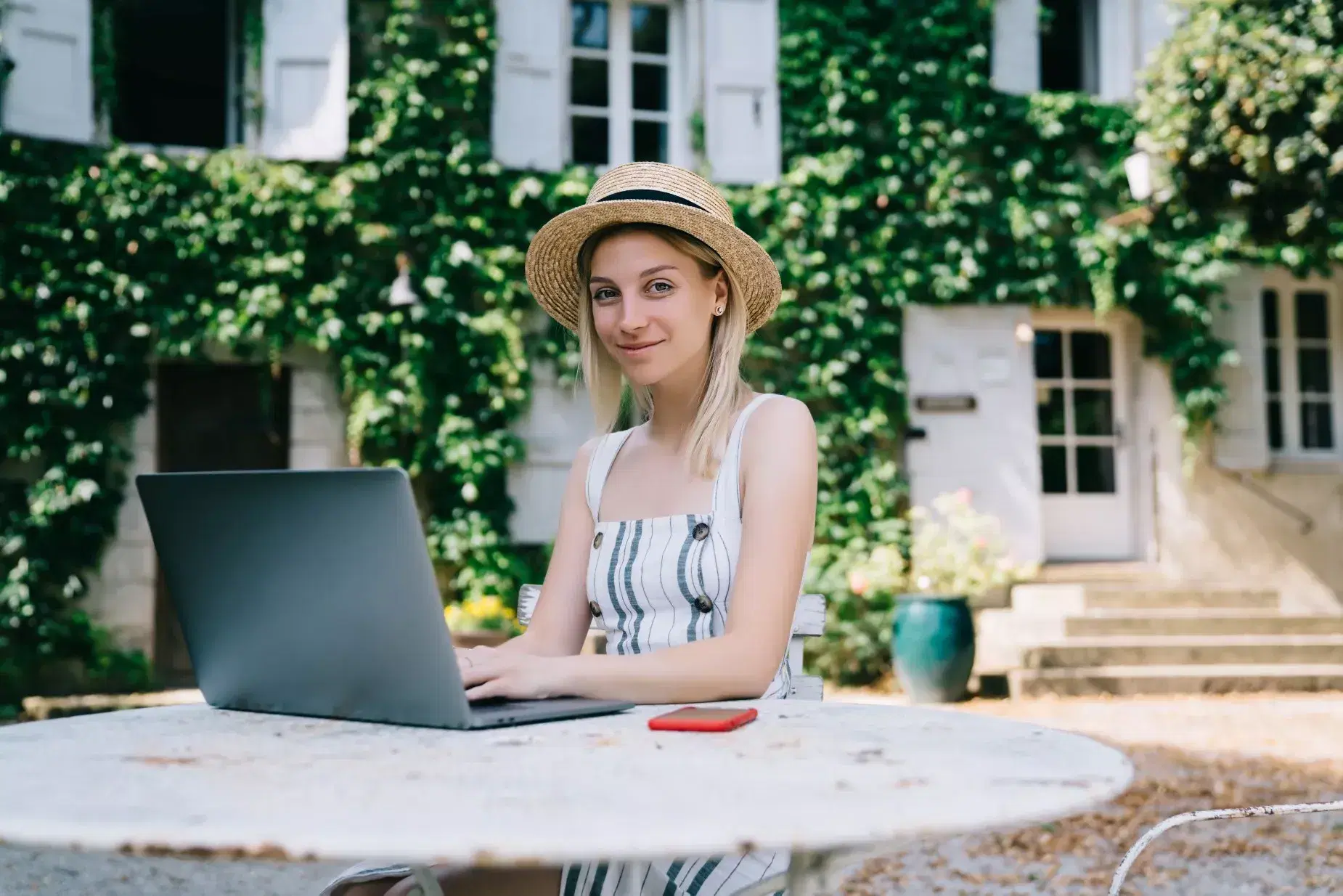 Salaires en portage salarial 2026 : calculs et comparaison des revenus nets