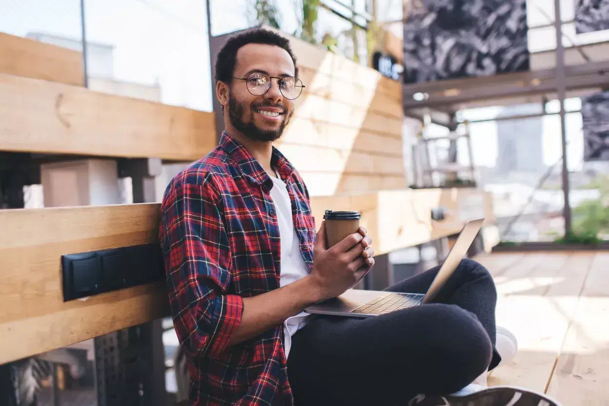 Déclarer ses revenus à l’étranger en freelance : le guide des indépendants