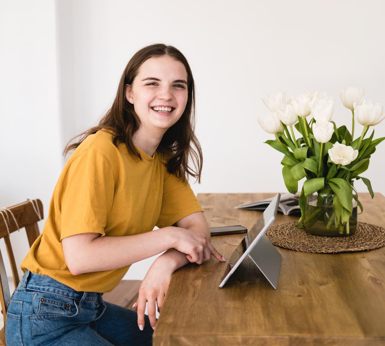 freelancer working from their tablet