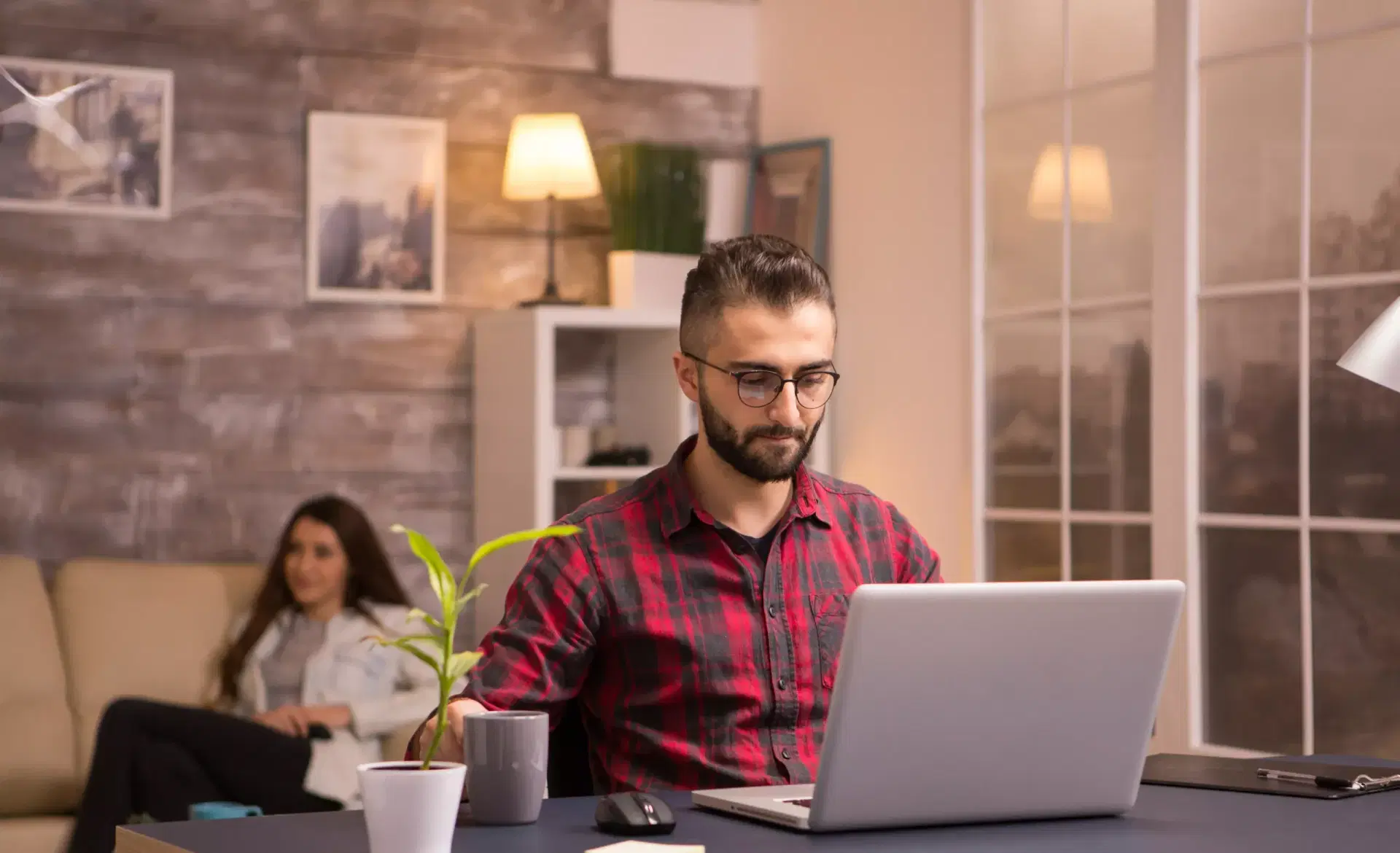 What Contractors & Freelancers Should Know About Relocating Their Family to Dubai