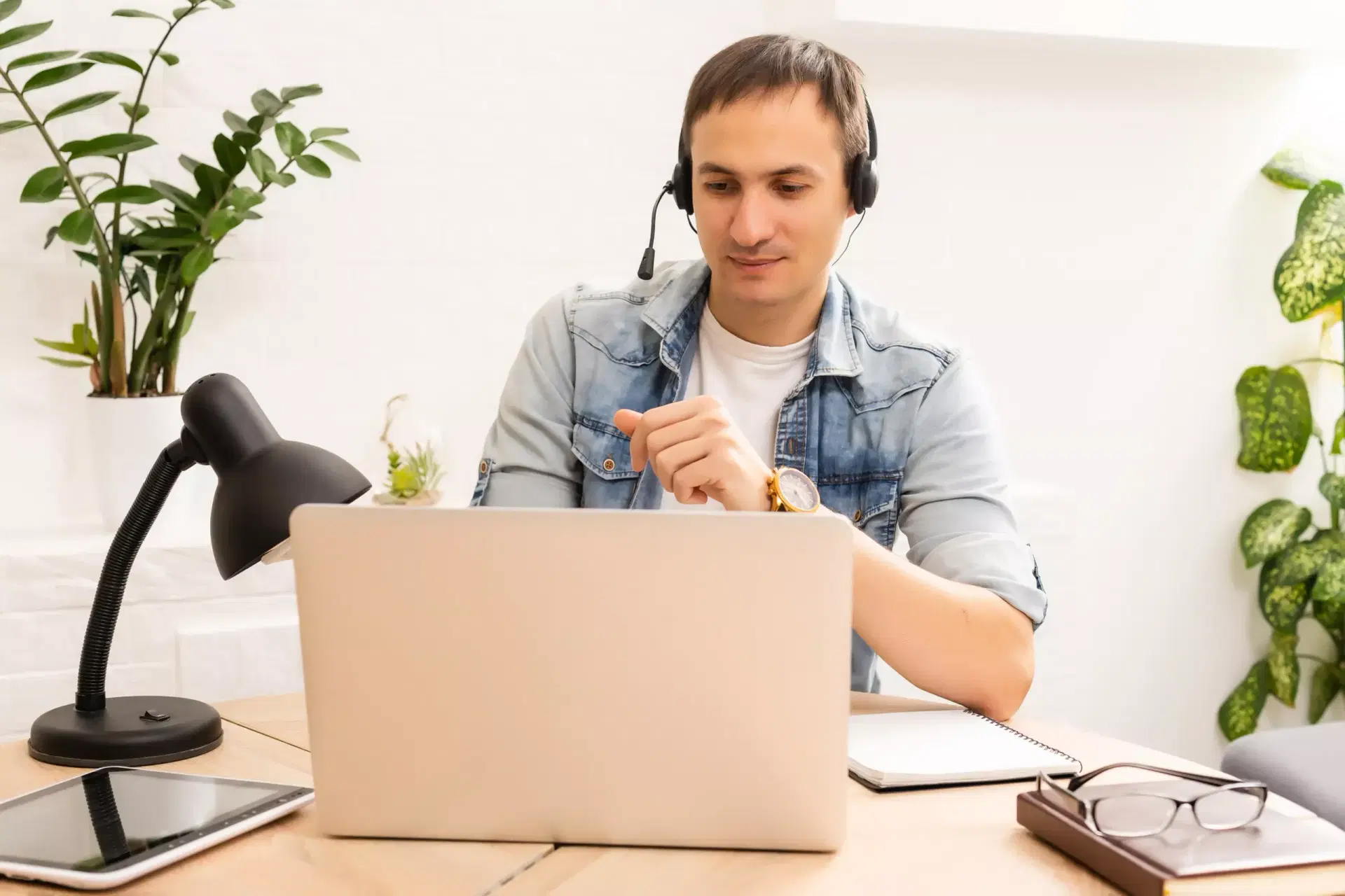 Travailler à Dubaï : quelle résidence fiscale ?