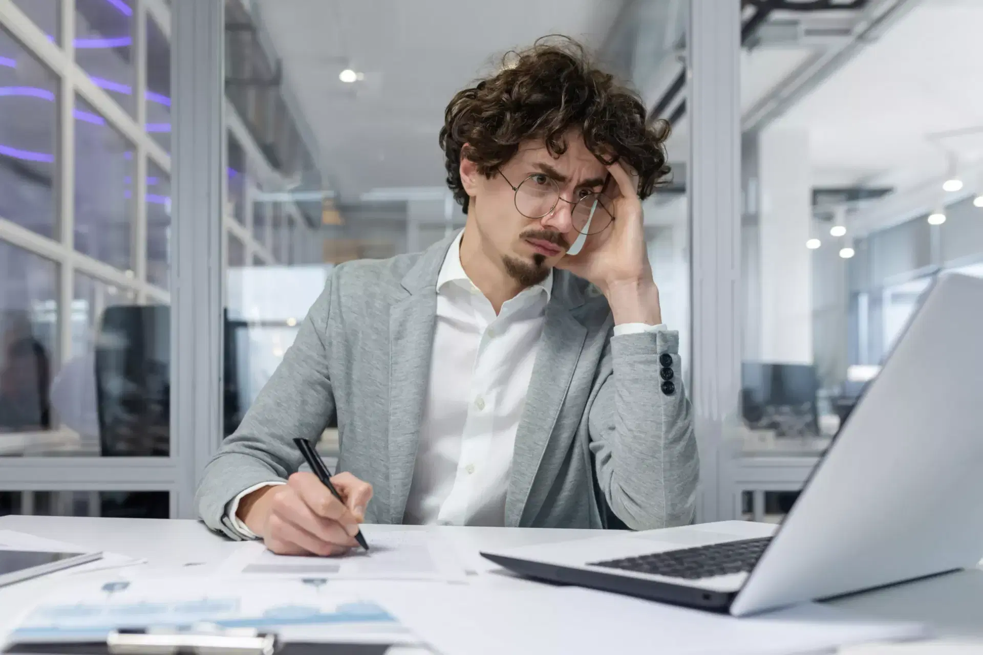 SASU en freelance : avantages & inconvénients